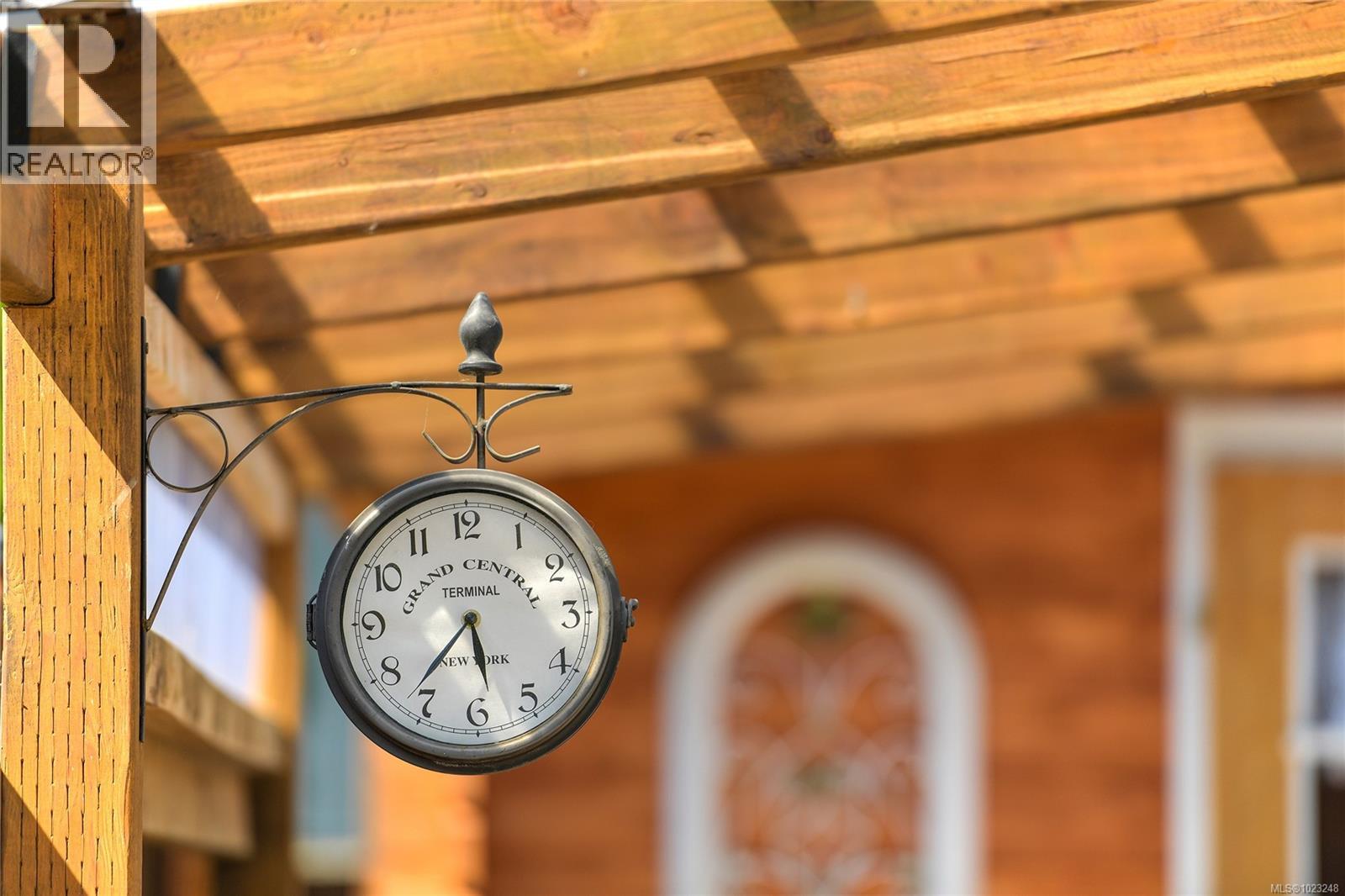 6308 SHAMBROOK Dr, Sooke