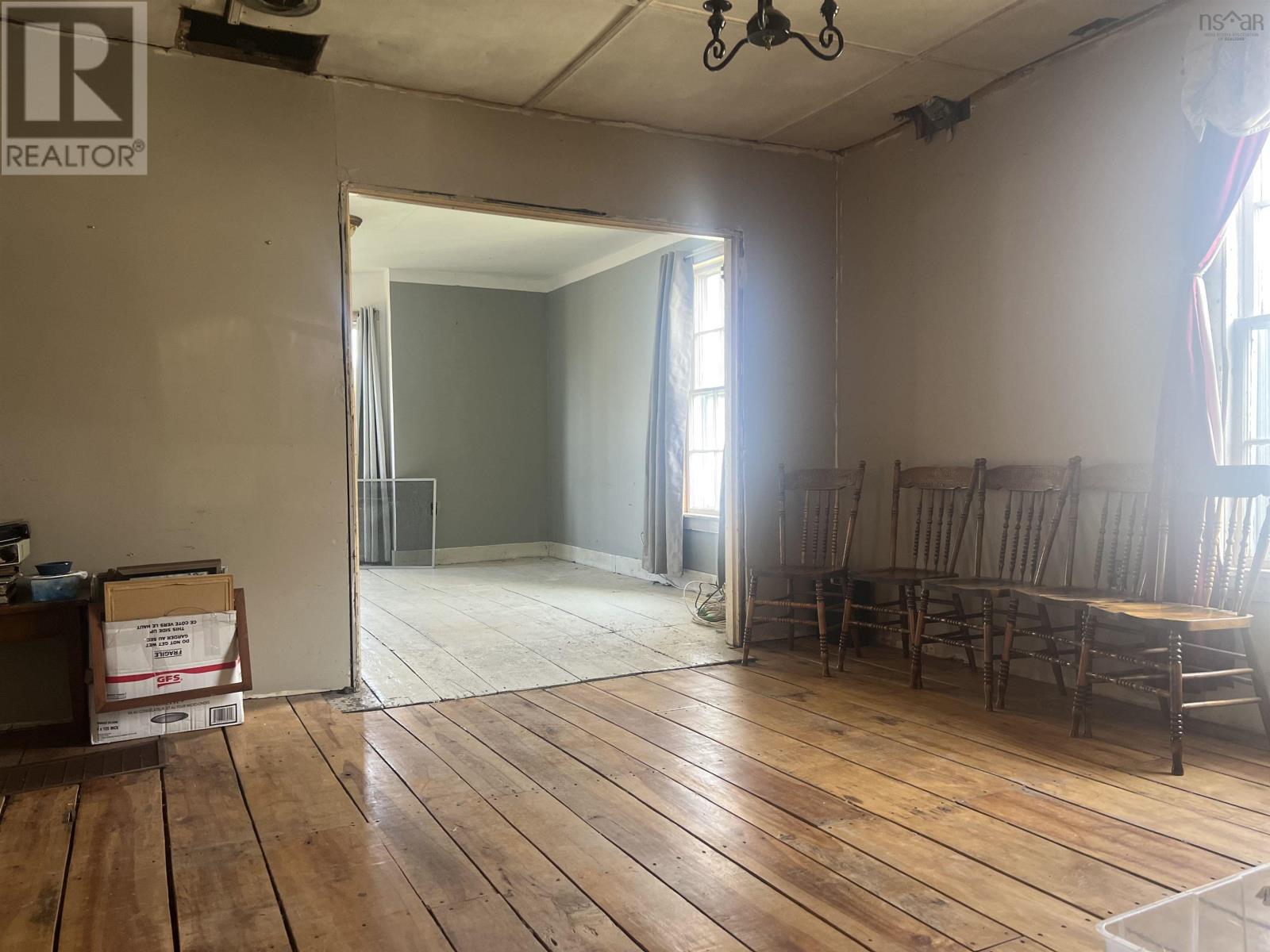 Property 3 of 18 of 15 Lornevale Road