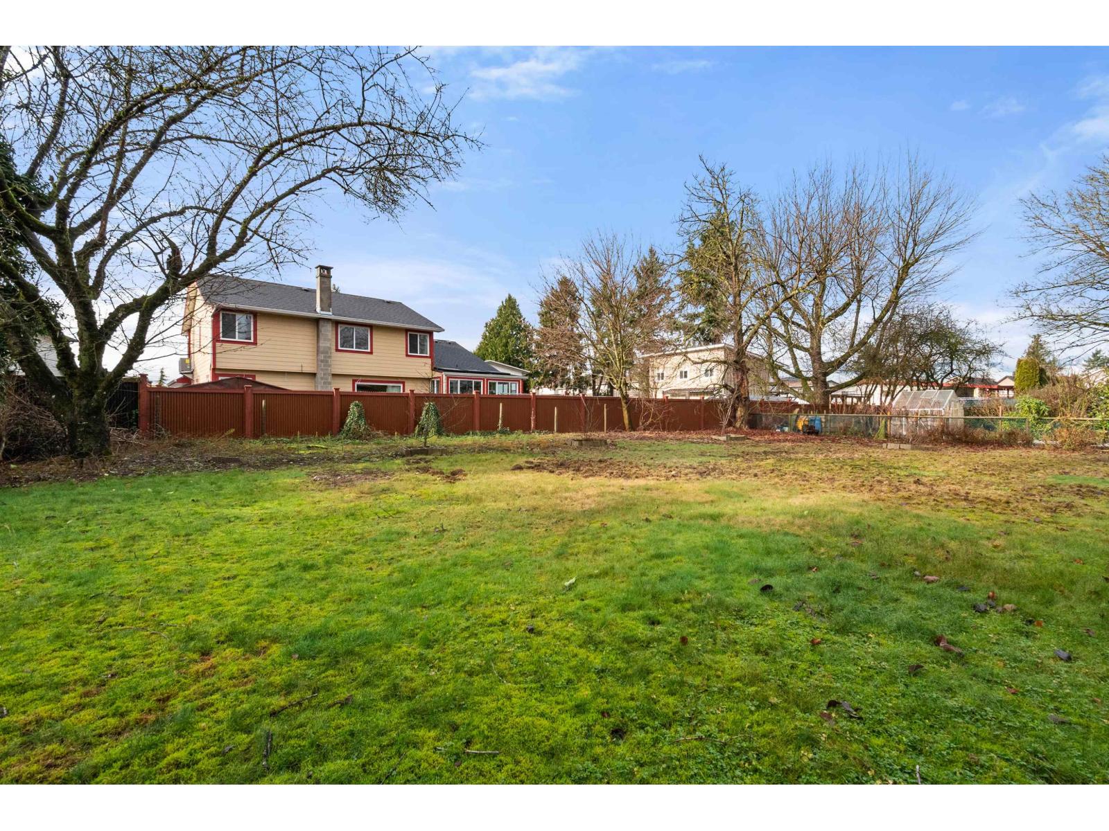 6755 LORNE DRIVE, Sardis South, Chilliwack