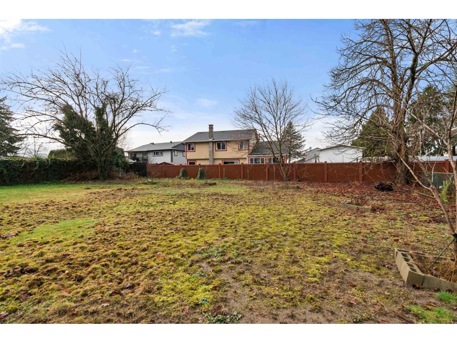 6755 LORNE DRIVE, Sardis South, Chilliwack