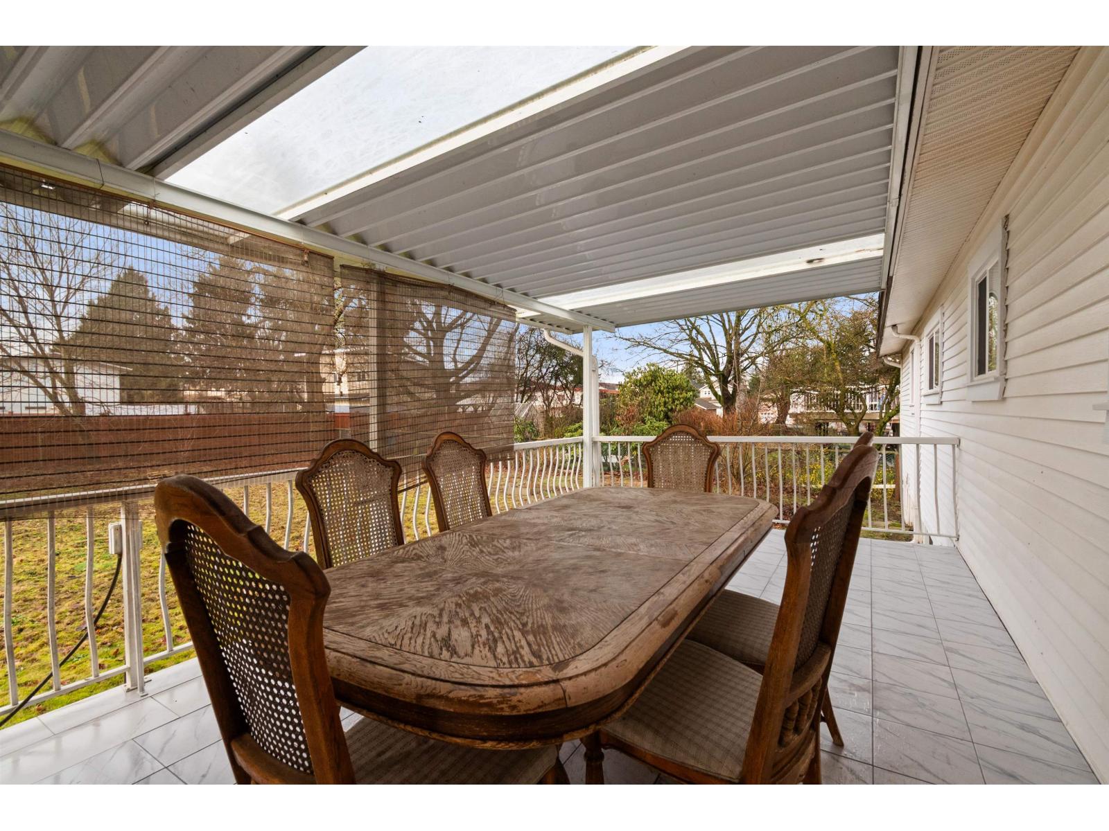 6755 LORNE DRIVE, Sardis South, Chilliwack