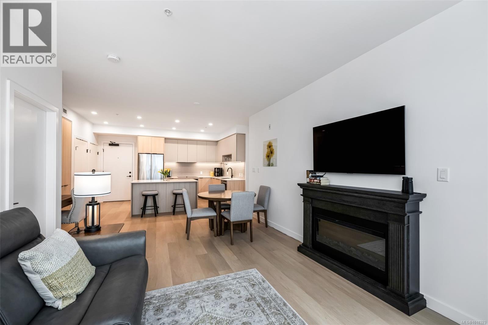 411 3564A Ryder Hesjedal Way, Colwood