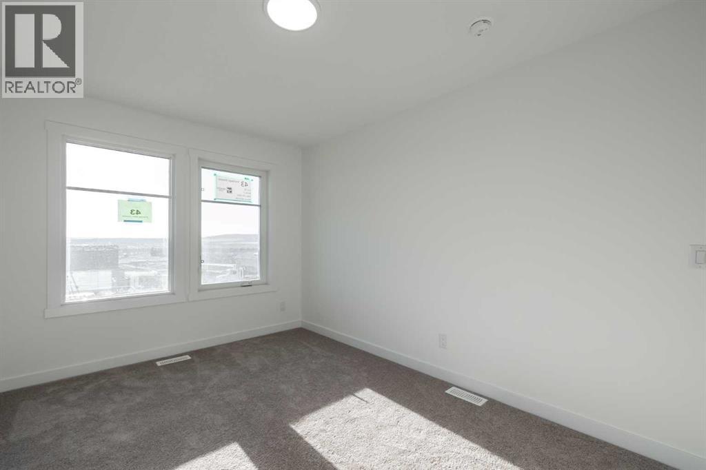 43 Heritage Manor, Cochrane