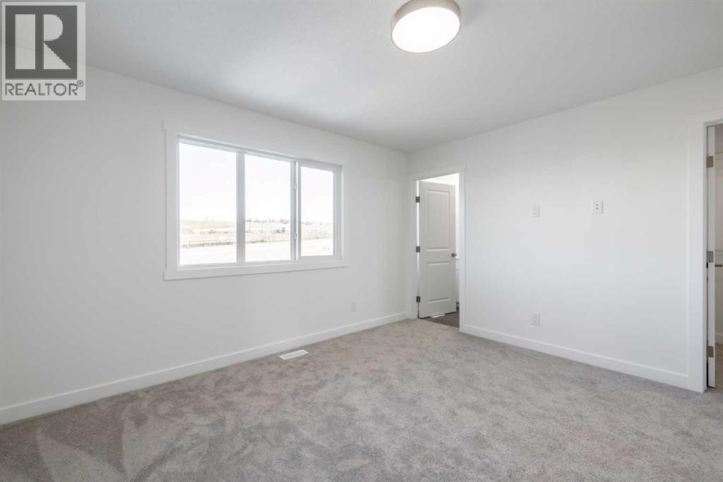 43 Heritage Manor, Cochrane