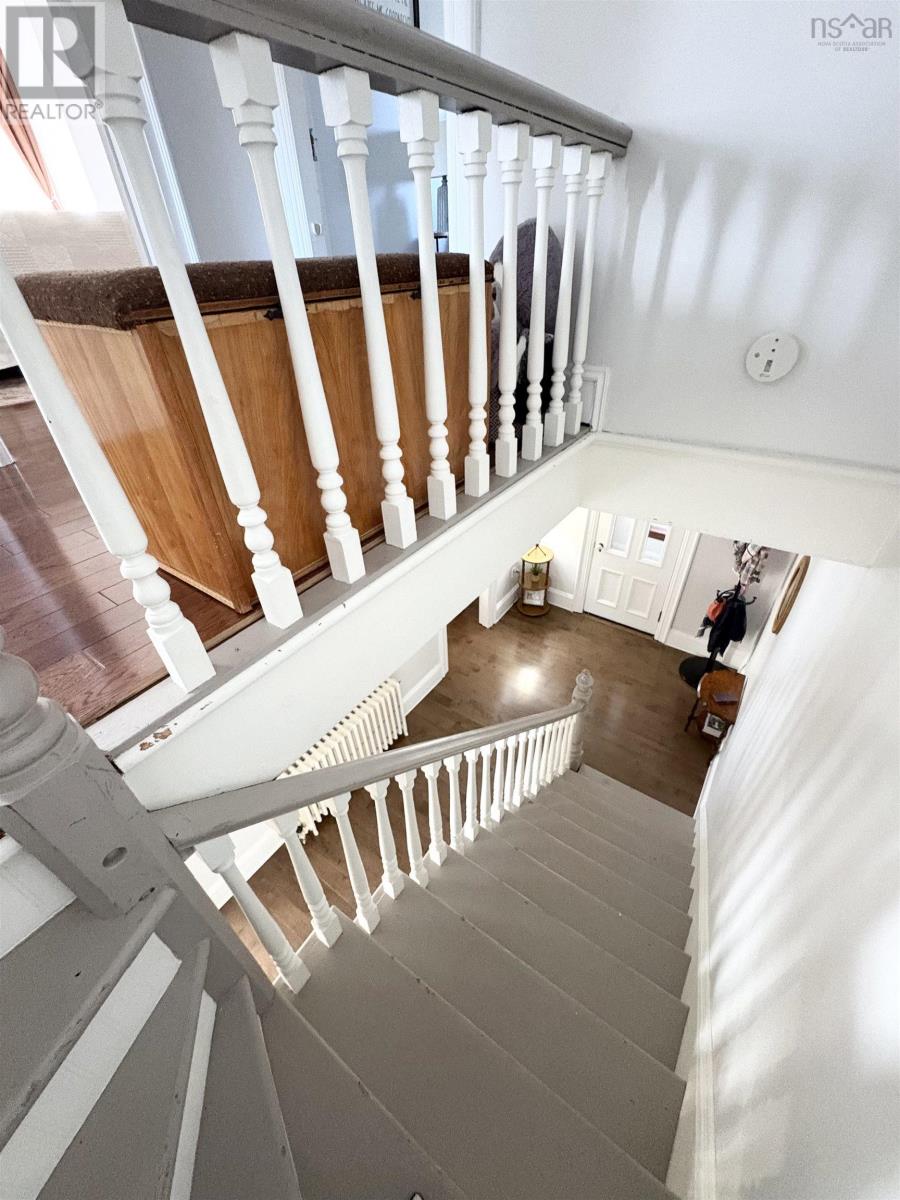 Property 36 of 48 of 21 Oak Street