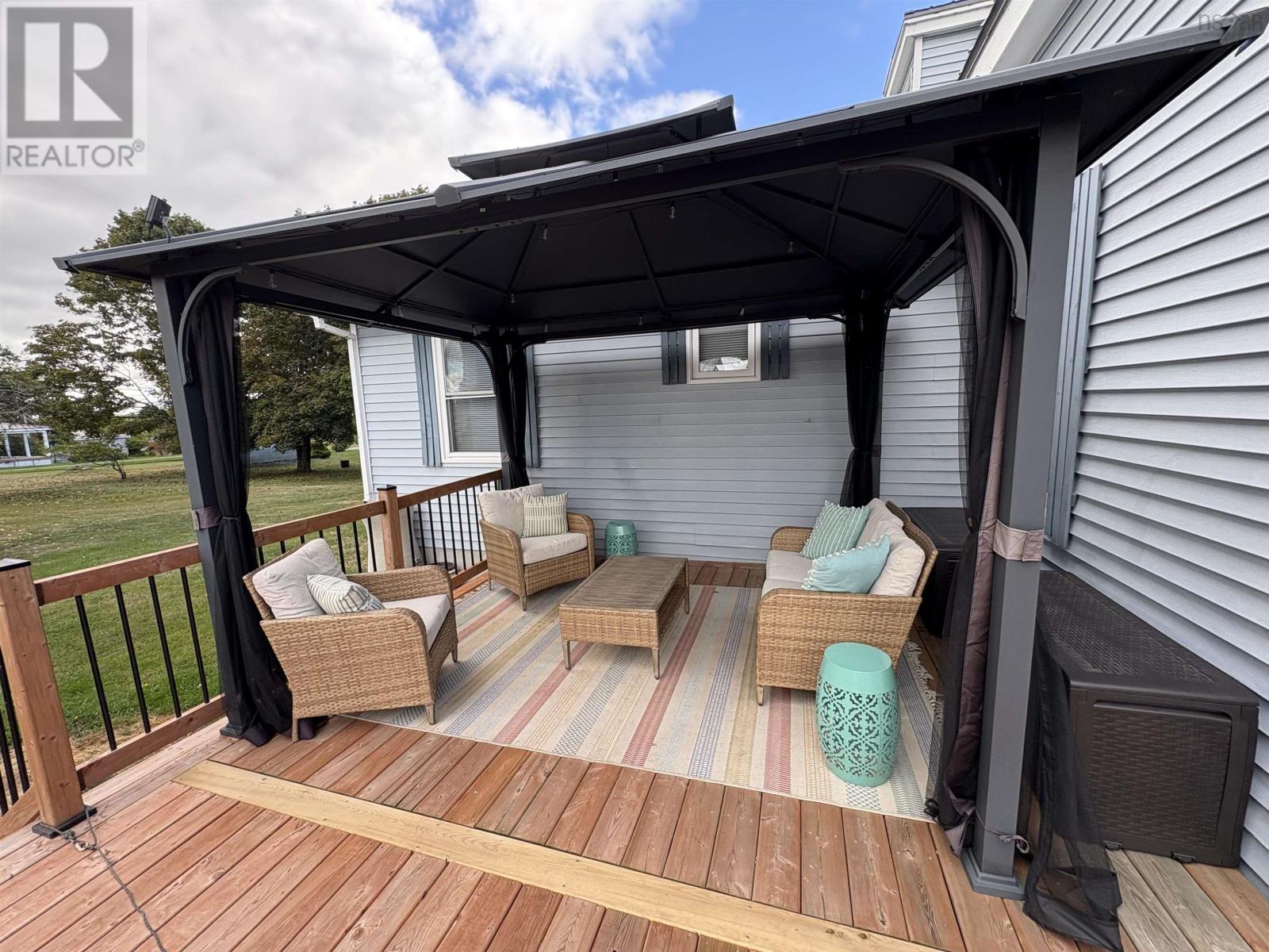 Property 6 of 48 of 21 Oak Street