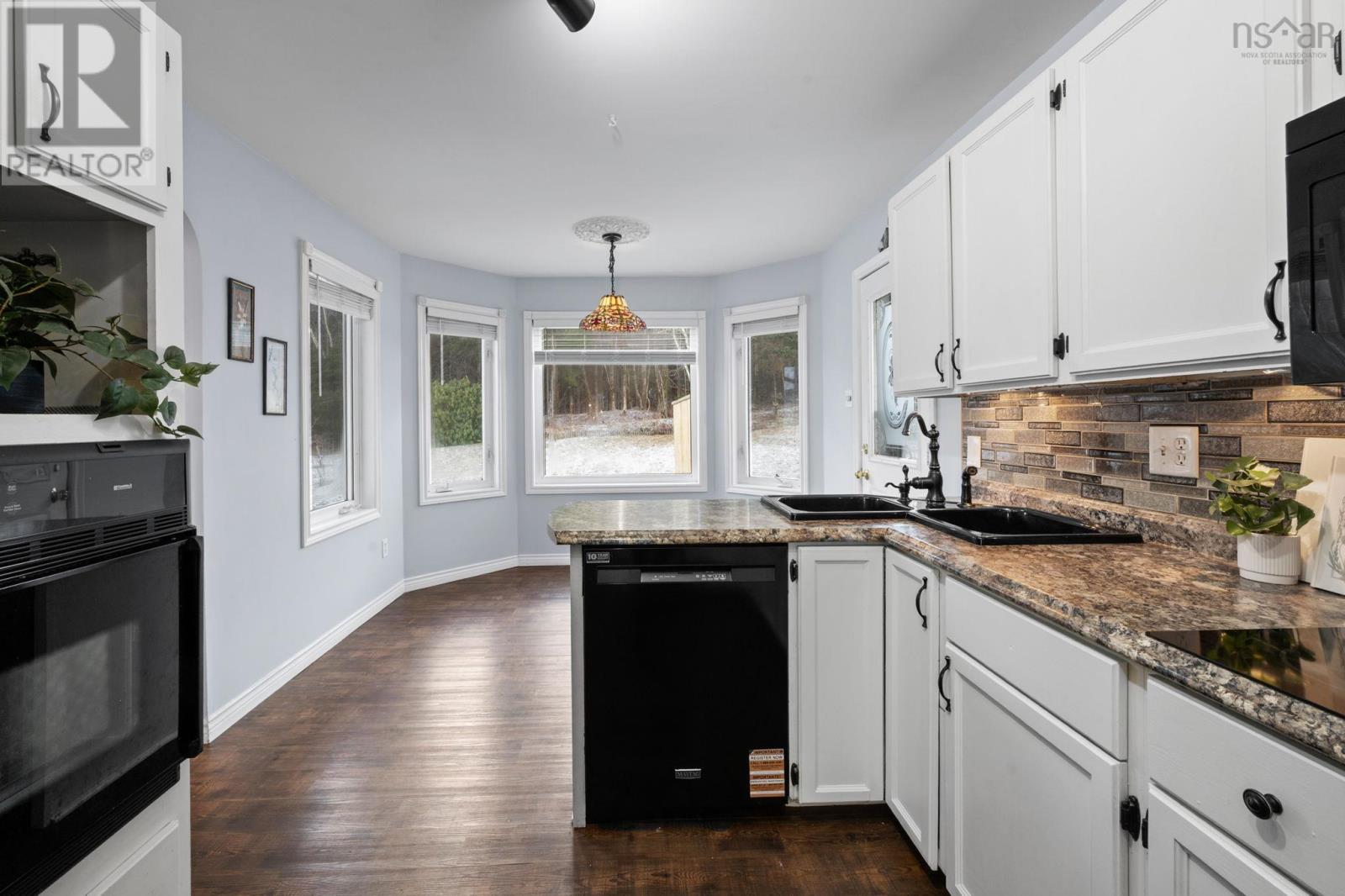 Property 14 of 50 of 95 Auburn Drive