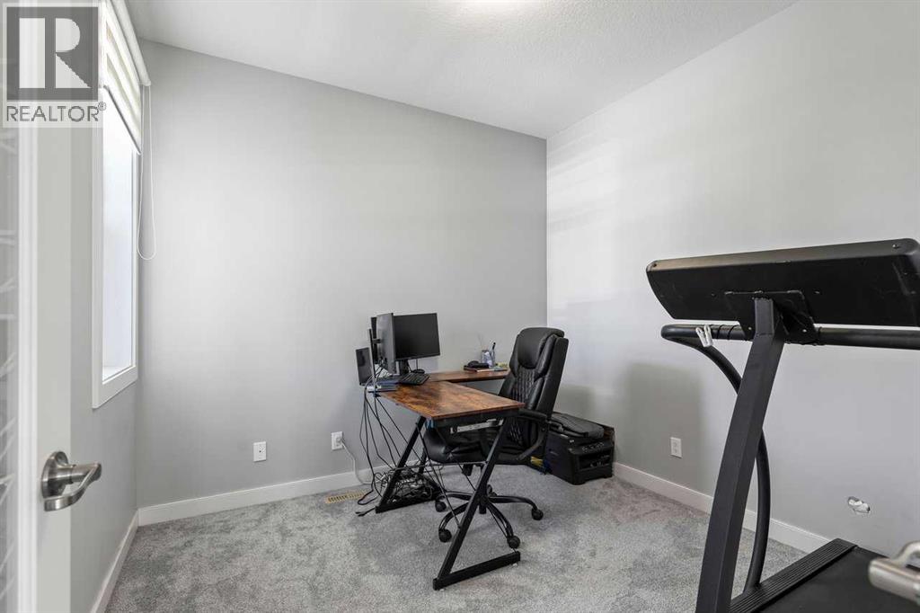 79 Sunrise Way, Cochrane