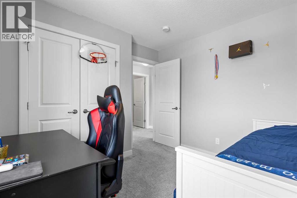 79 Sunrise Way, Cochrane