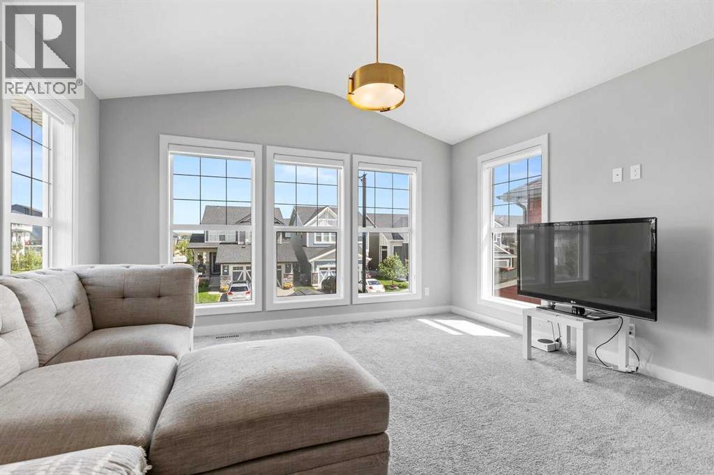 79 Sunrise Way, Cochrane