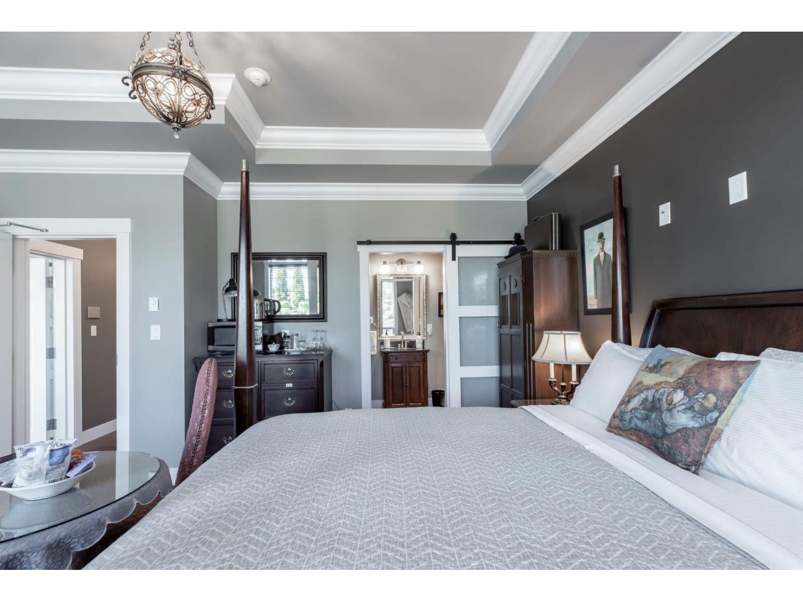 Business in Abbotsford - Image 30