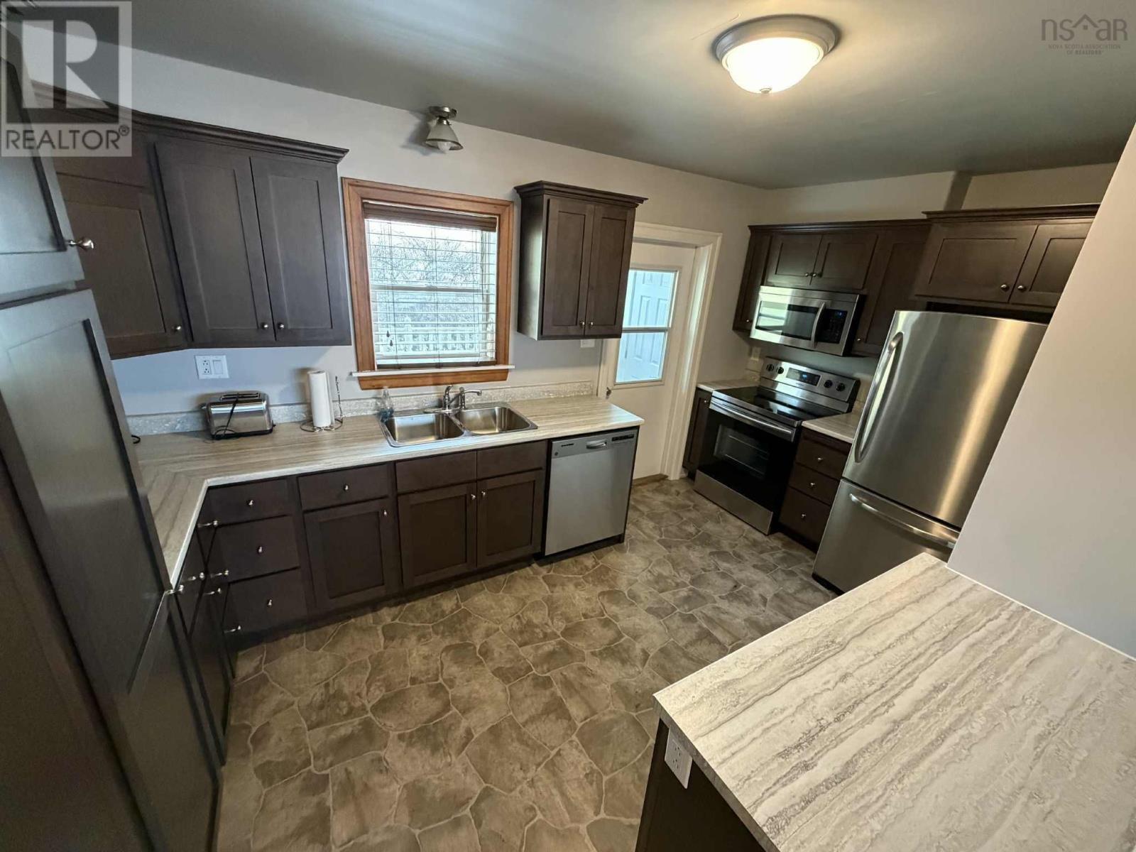 Property 16 of 46 of 15472 Cabot Trail