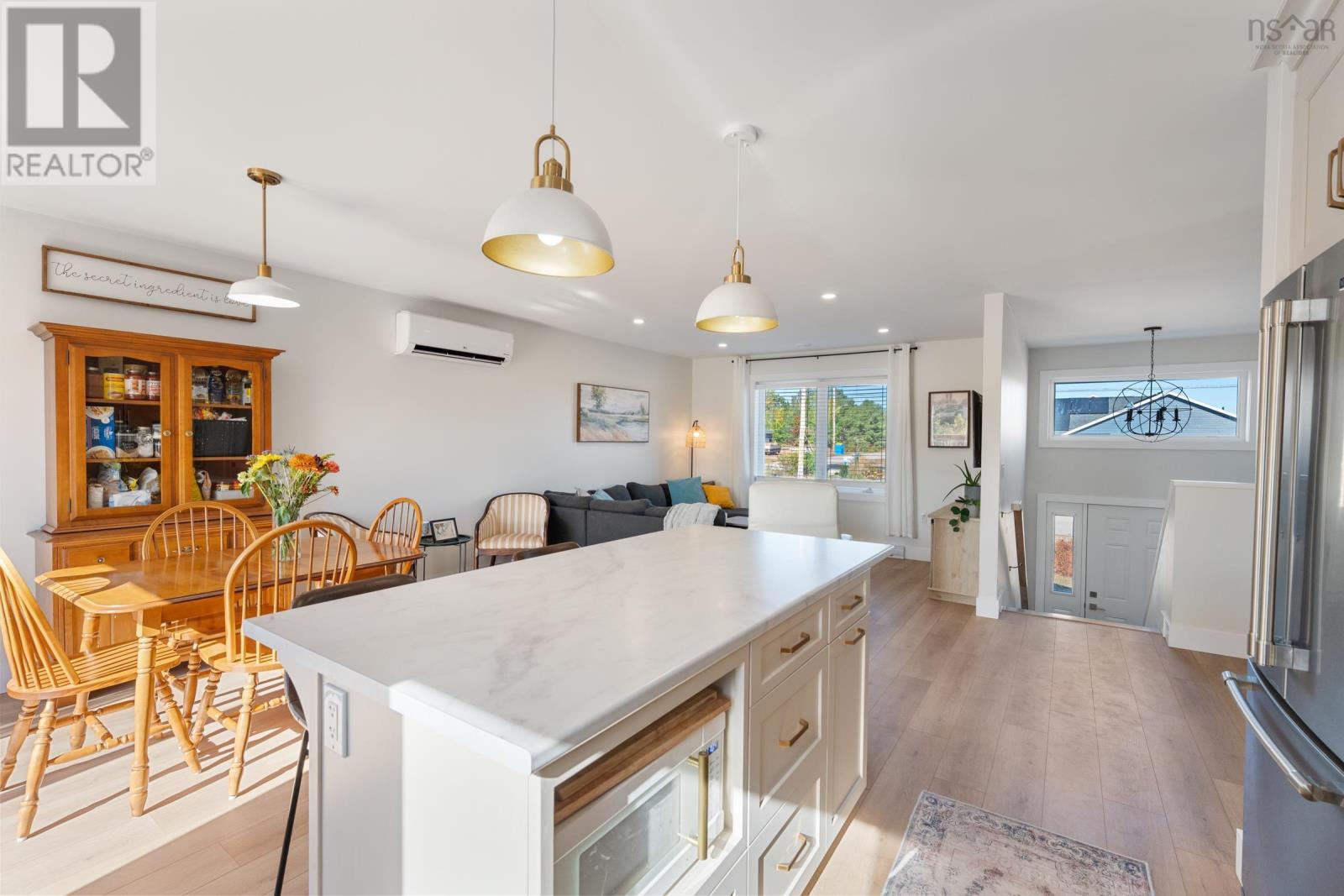 Property 21 of 40 of 4 Acorn Lane