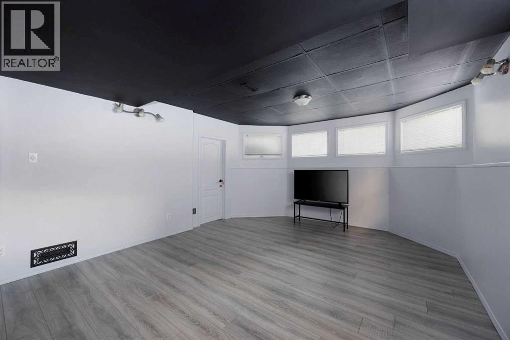 120 Blanchett Road, Fort McMurray