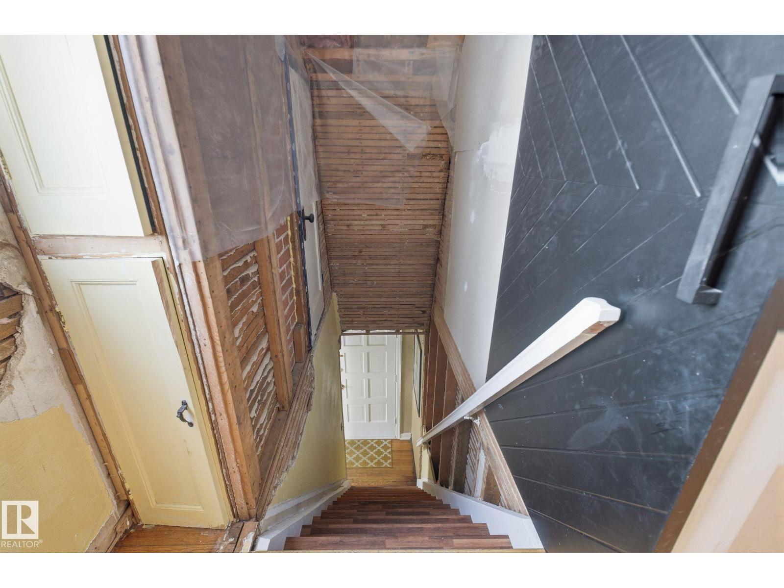 11515 101 ST NW, Edmonton