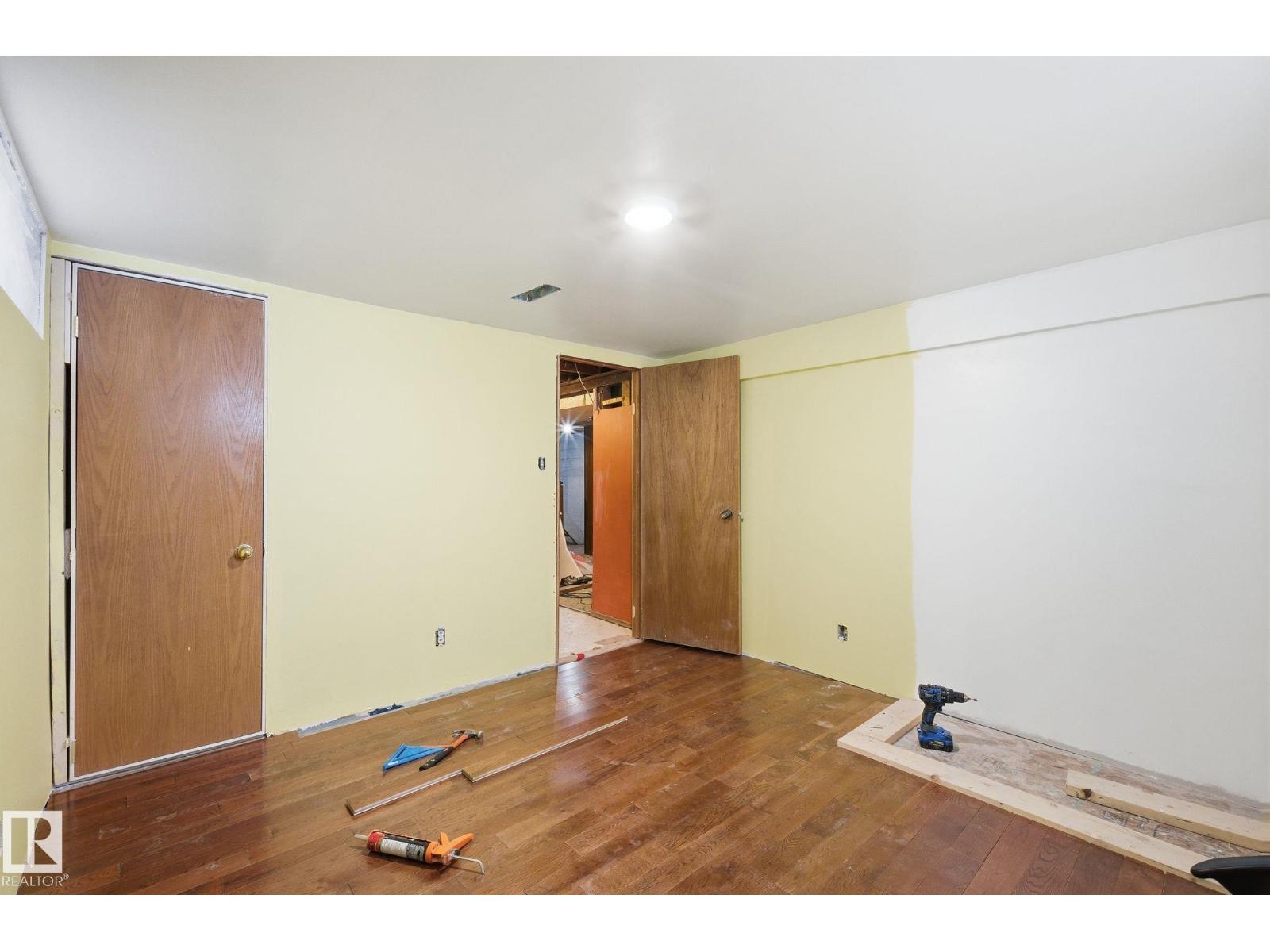11515 101 ST NW - 30