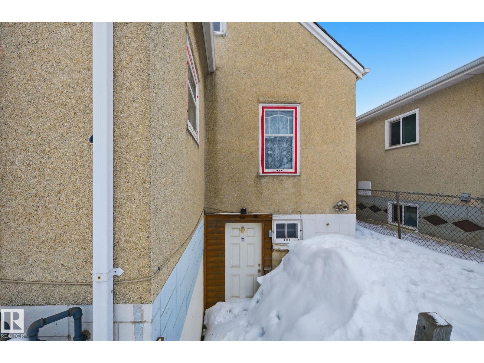 11515 101 ST NW, Edmonton