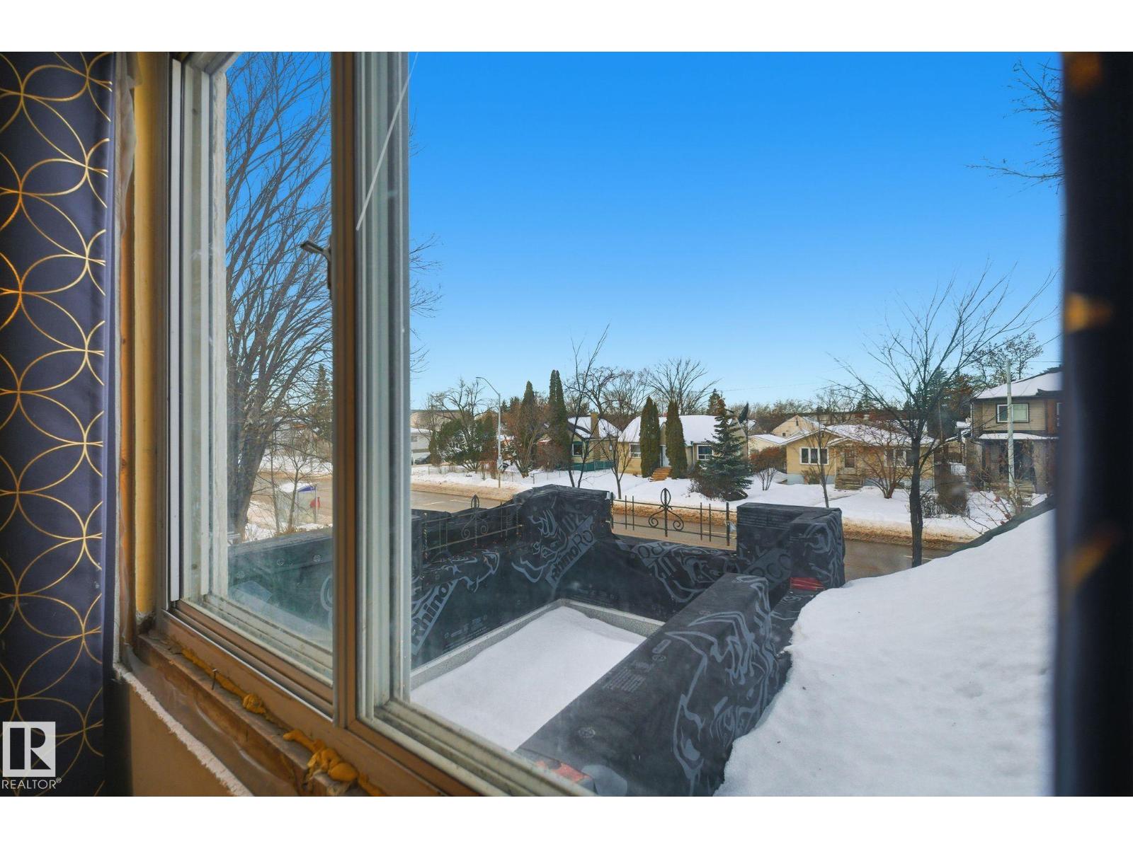 11515 101 ST NW, Edmonton