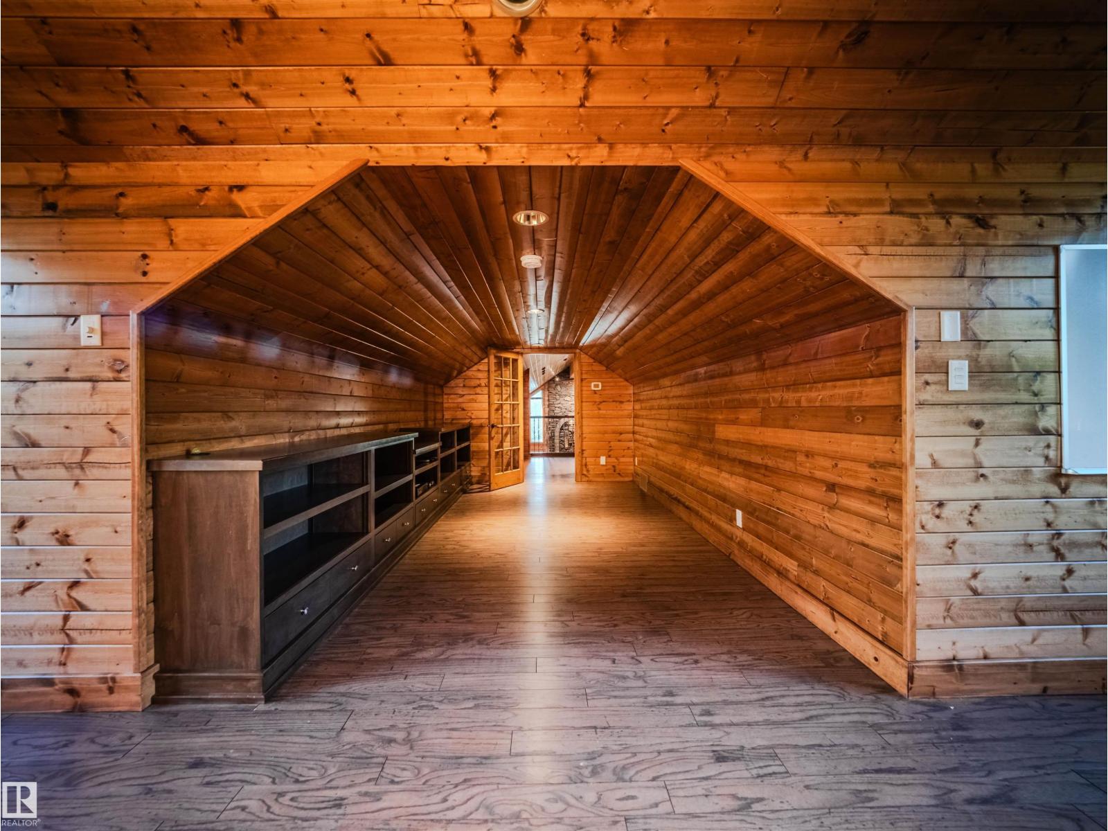 52117 RR 213, Rural Strathcona County