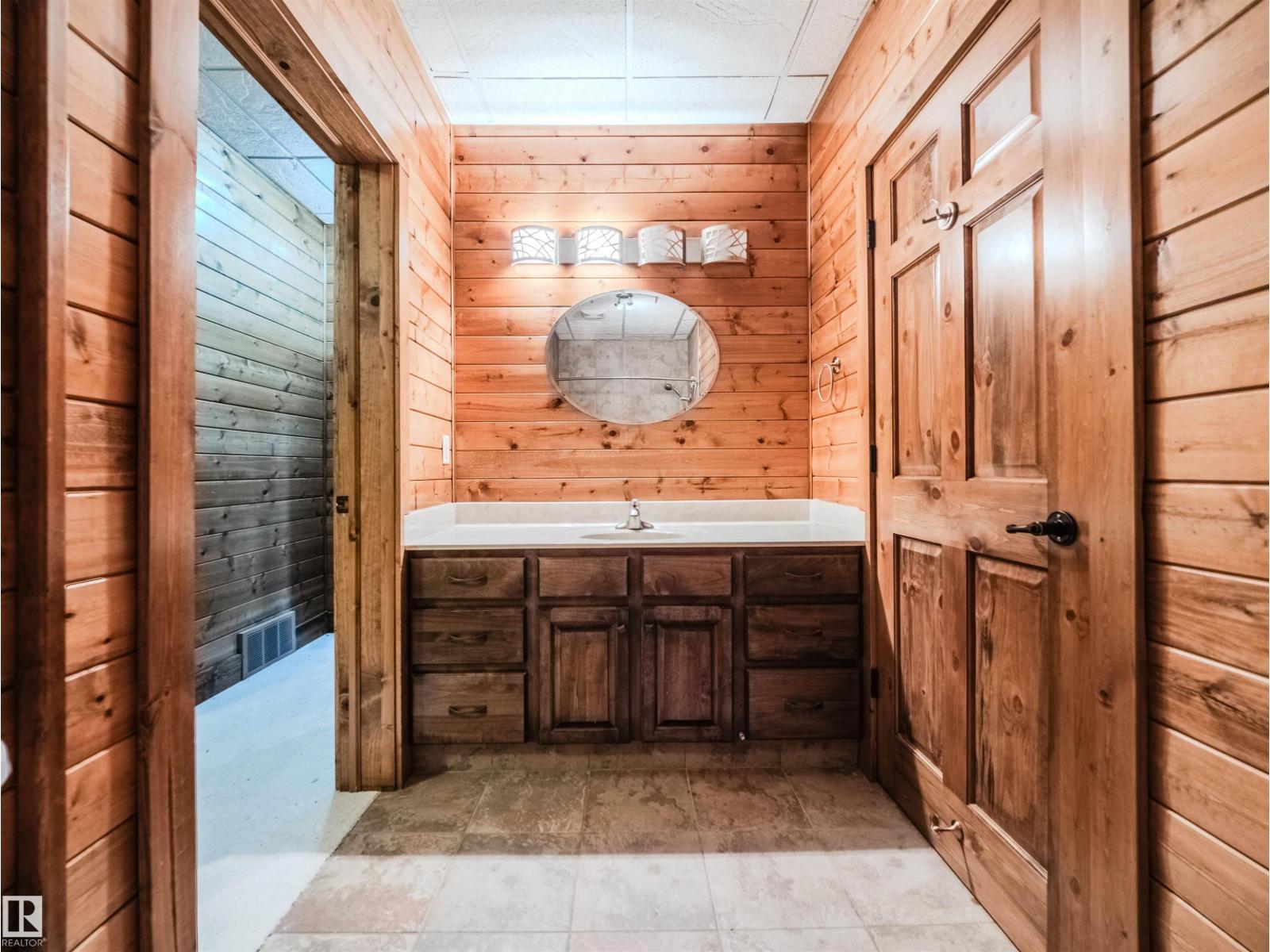 52117 RR 213, Rural Strathcona County