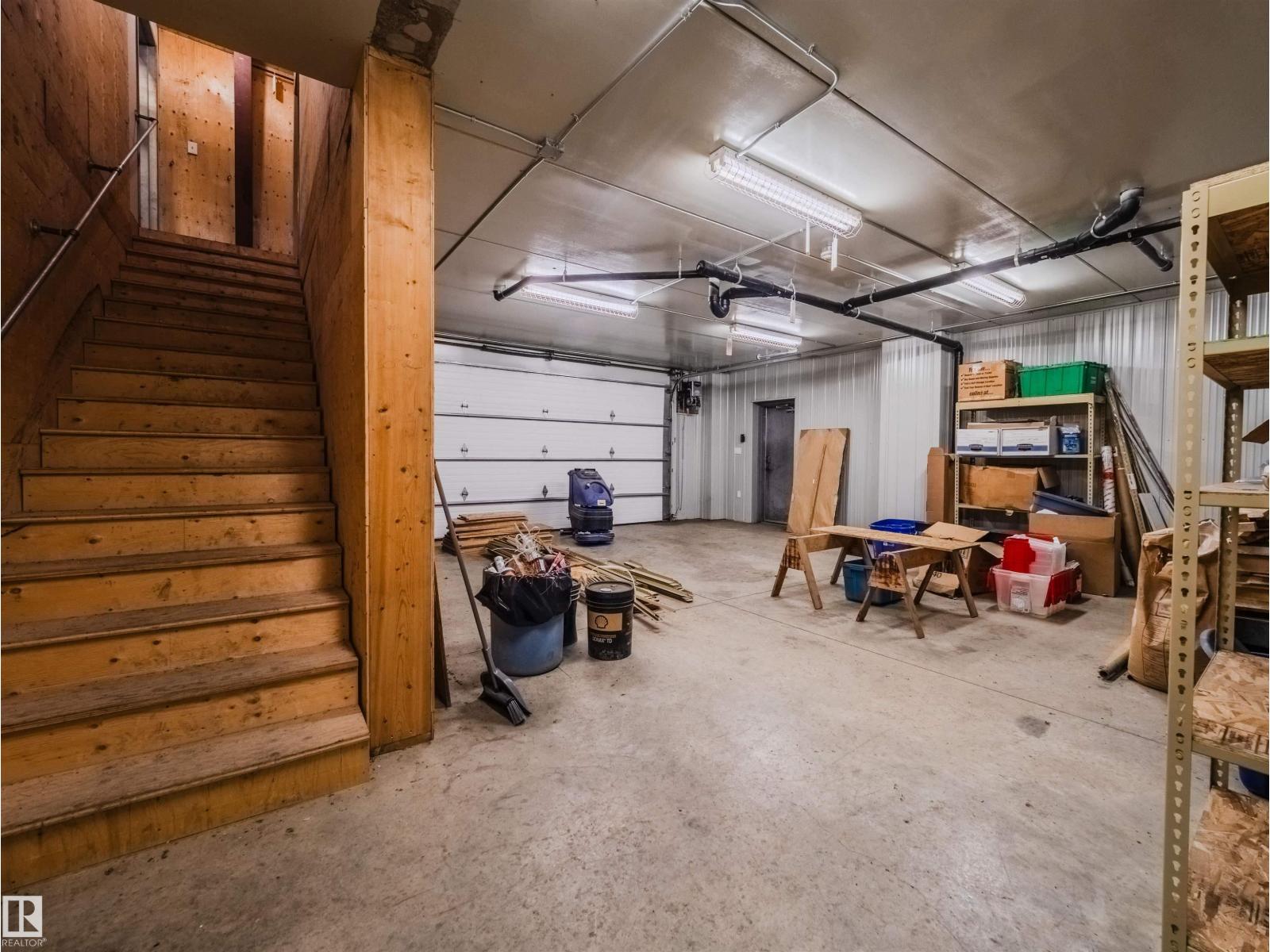 52117 RR 213, Rural Strathcona County