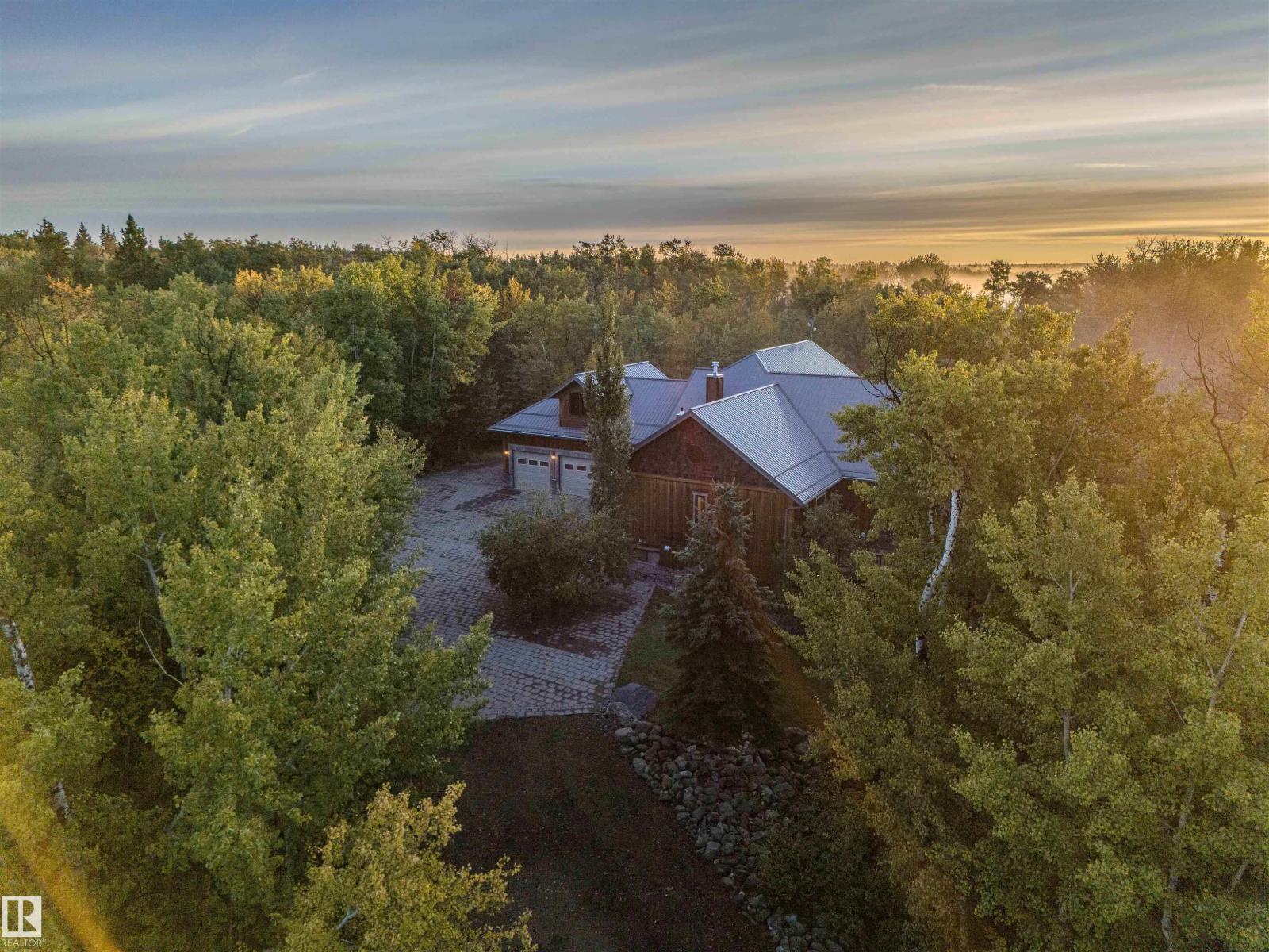 52117 RR 213, Rural Strathcona County