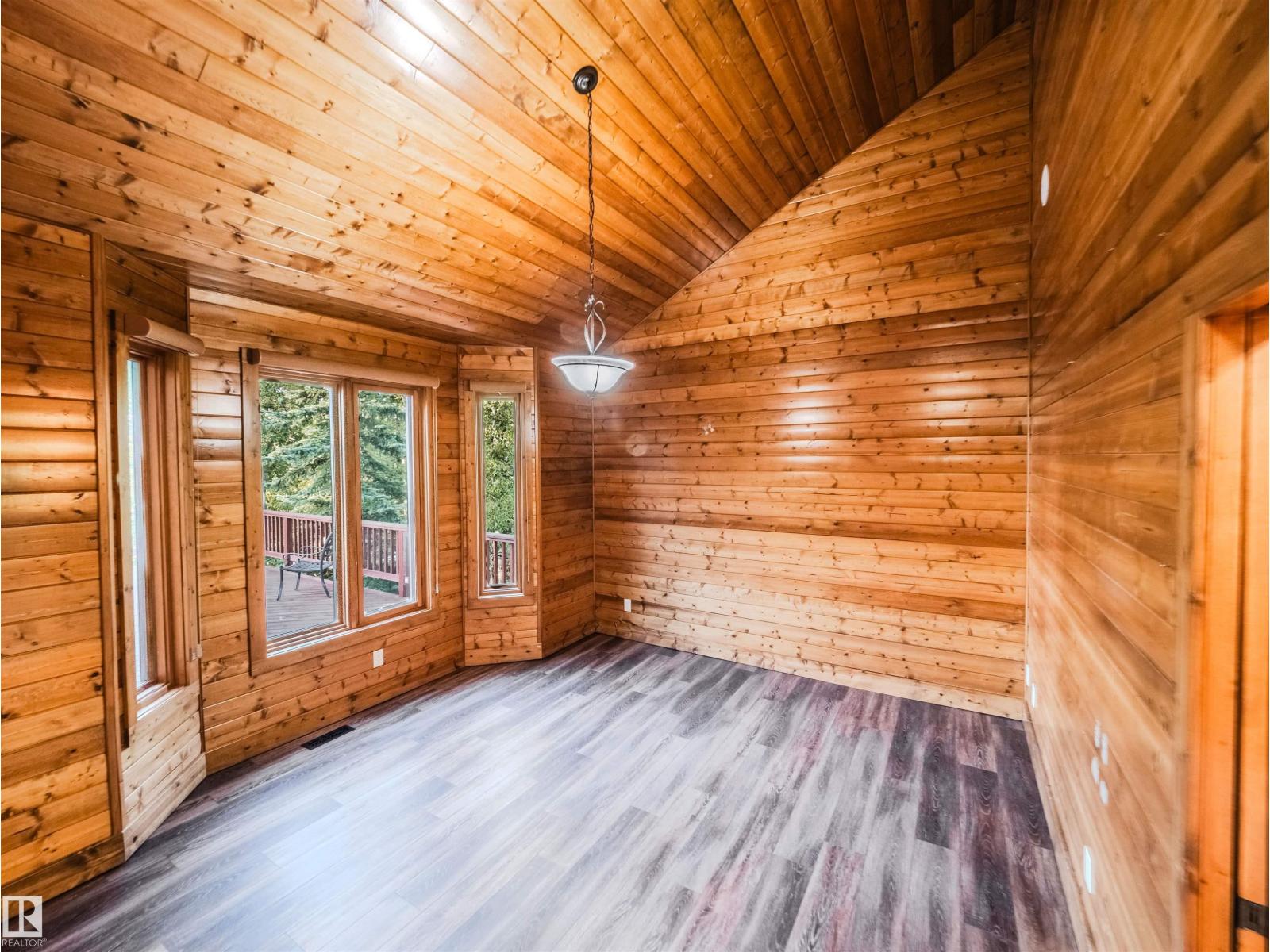 52117 RR 213, Rural Strathcona County