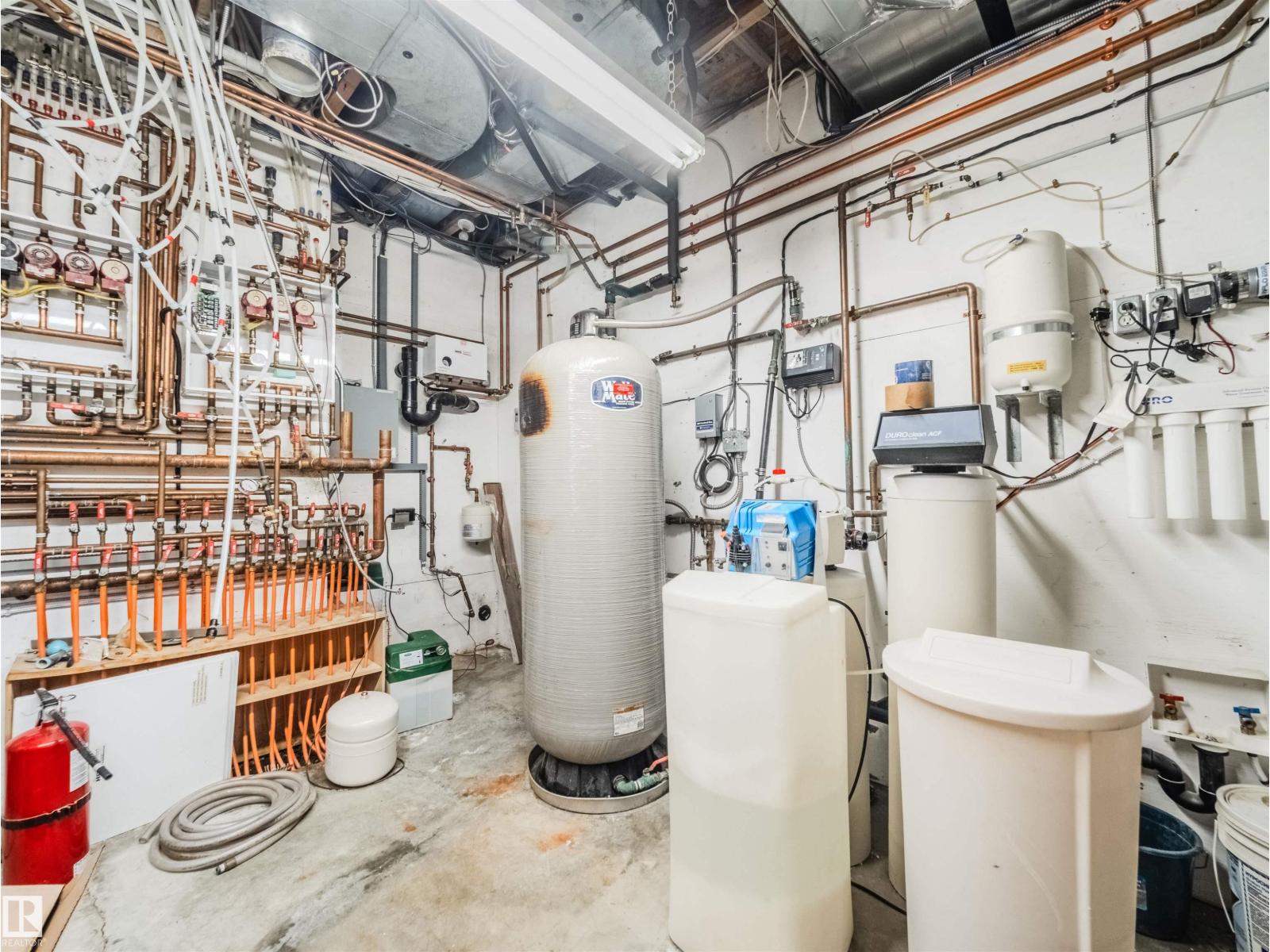 52117 RR 213, Rural Strathcona County