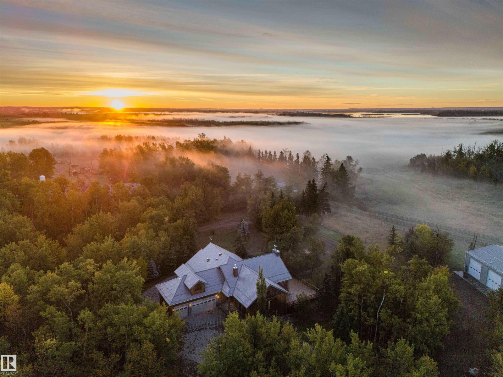 52117 RR 213, Rural Strathcona County