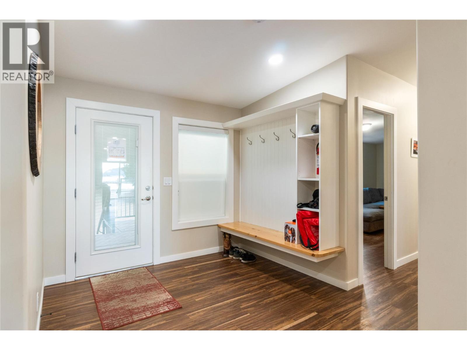  405 97A Highway, Sicamous