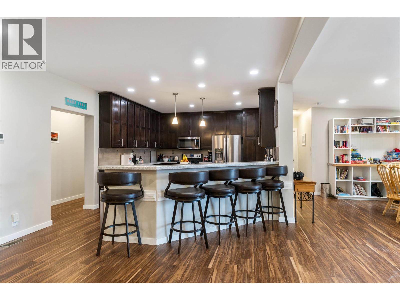  405 97A Highway, Sicamous