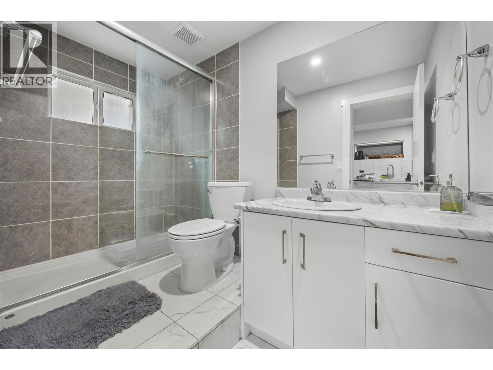 245 Adventure Road - 21