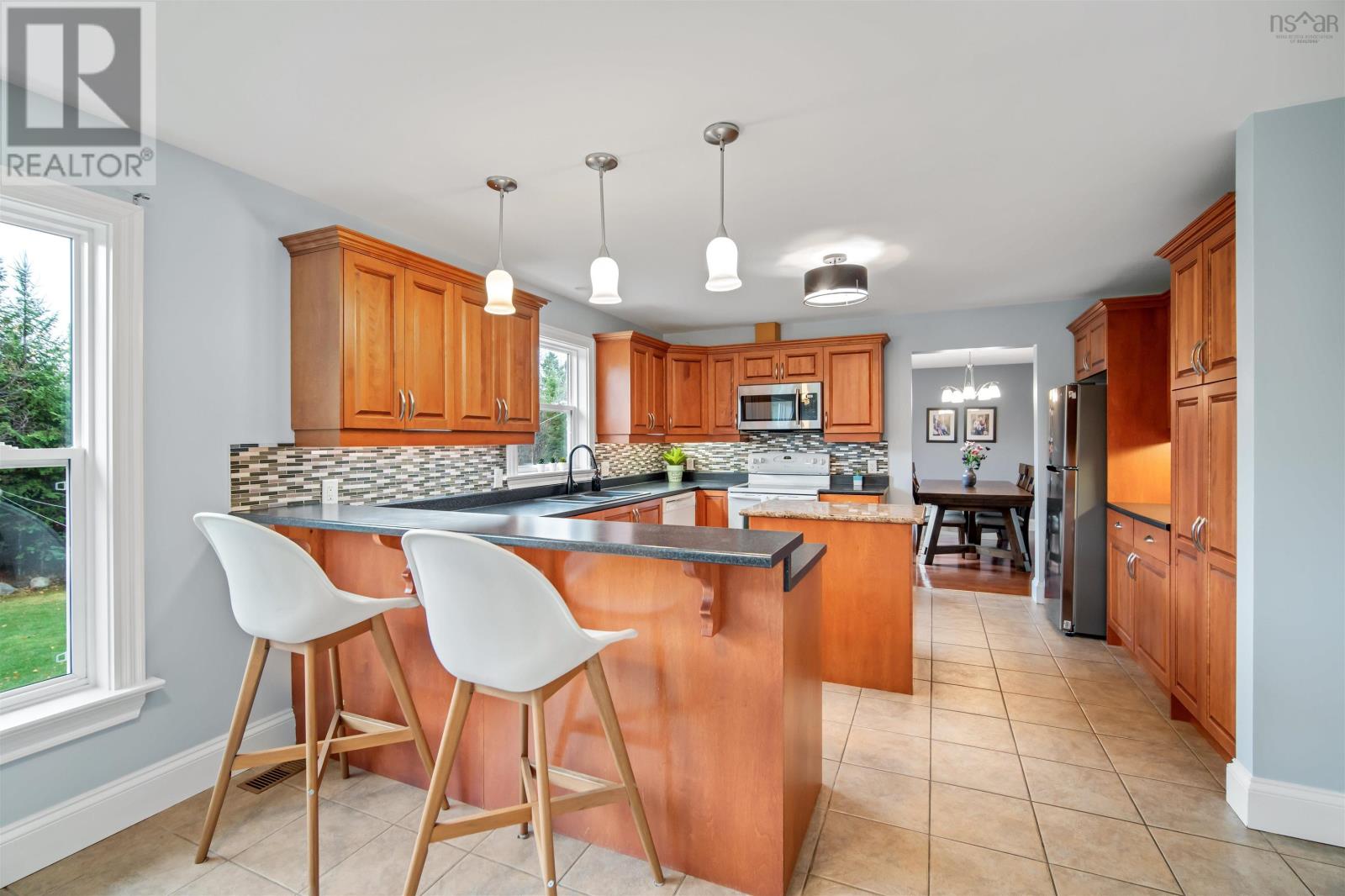 Property 22 of 48 of 139 Delmerle Drive