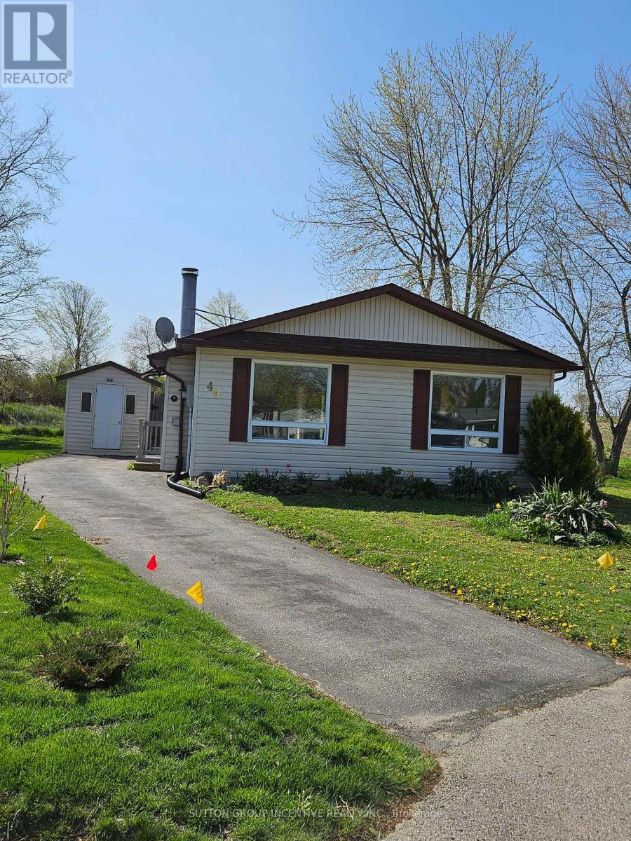 49 ROYAL OAK DRIVE - 1