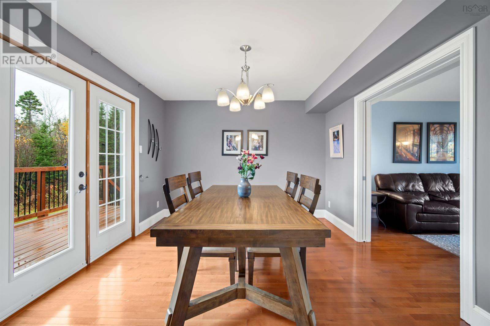 Property 27 of 48 of 139 Delmerle Drive