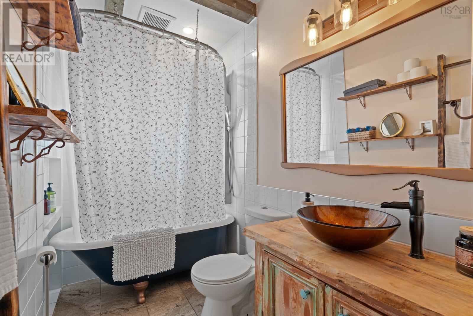 Property 22 of 41 of 113 Holder Road