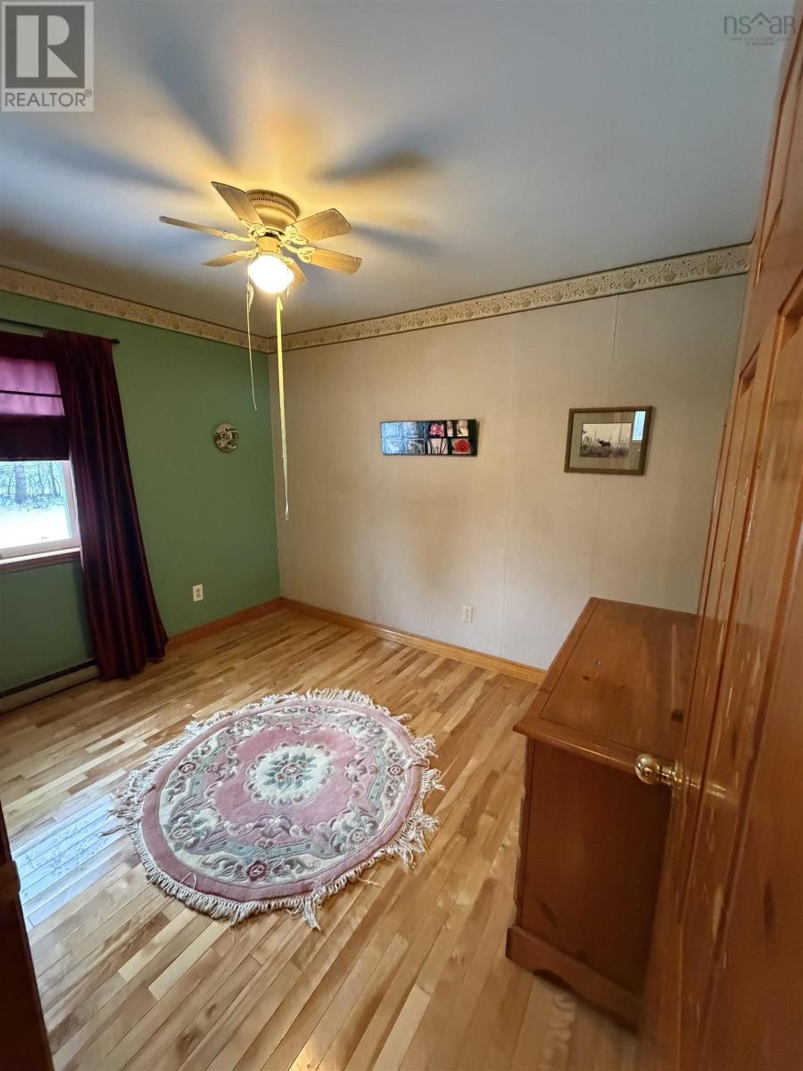 Property 23 of 36 of 22 MacDougall