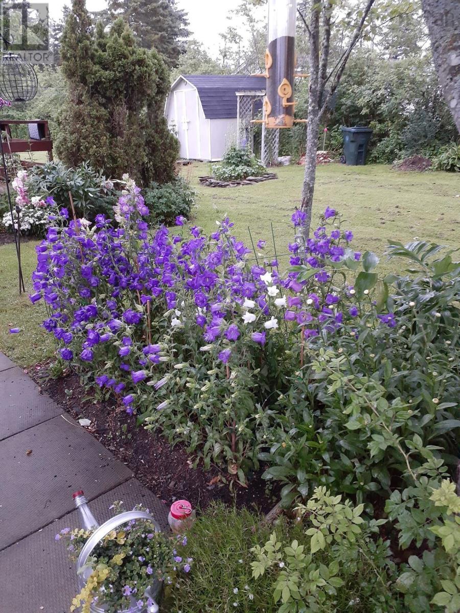 Property 30 of 36 of 22 MacDougall