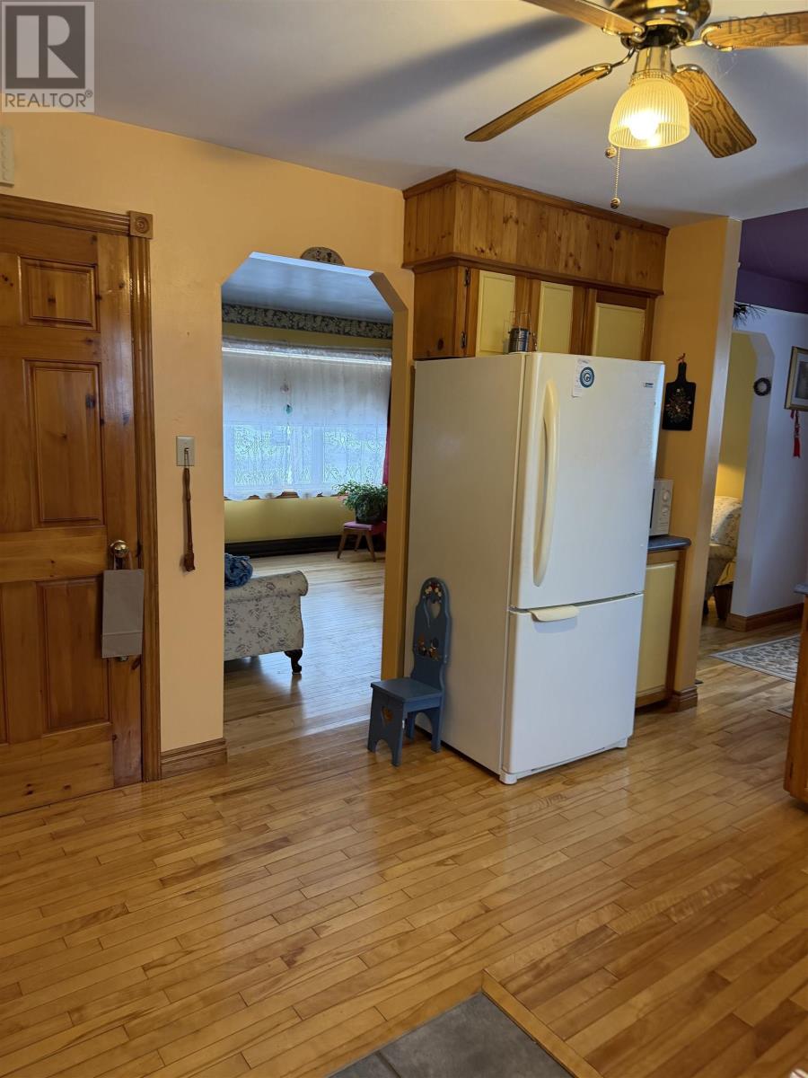 Property 14 of 36 of 22 MacDougall