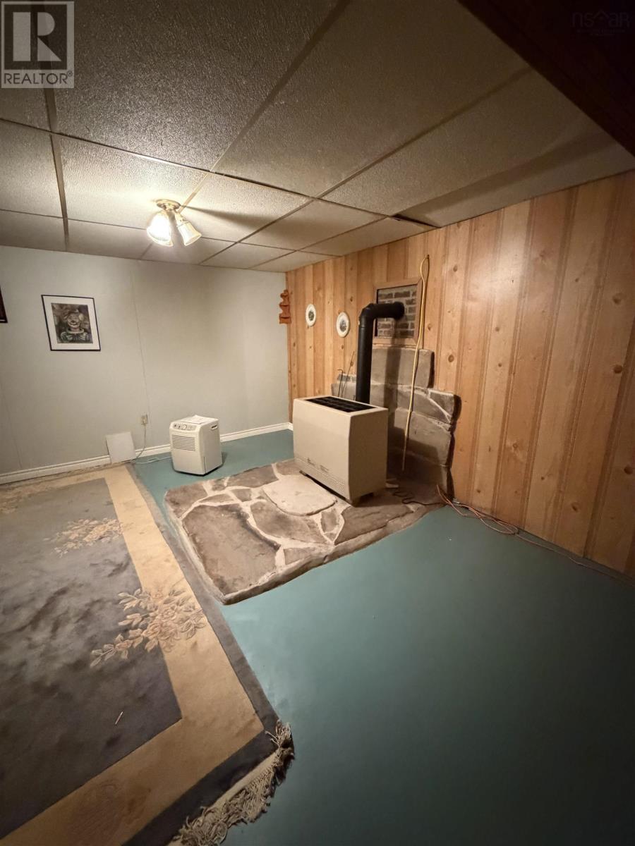 Property 25 of 36 of 22 MacDougall