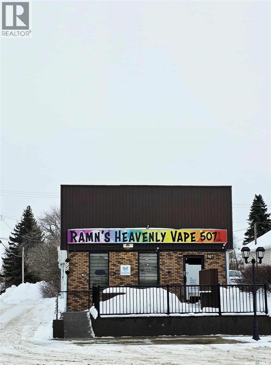 1 507 Main STREET - Photo 5 of 6, Esterhazy, Saskatchewan