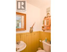 142 Saint-pierre E Boulevard, Caraquet, NB E1W1B1 Photo 31