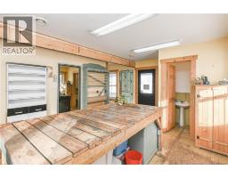 142 Saint-pierre E Boulevard, Caraquet, NB E1W1B1 Photo 30