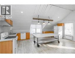 142 Saint-pierre E Boulevard, Caraquet, NB E1W1B1 Photo 38