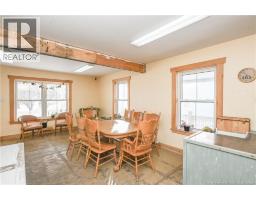142 Saint-pierre E Boulevard, Caraquet, NB E1W1B1 Photo 25