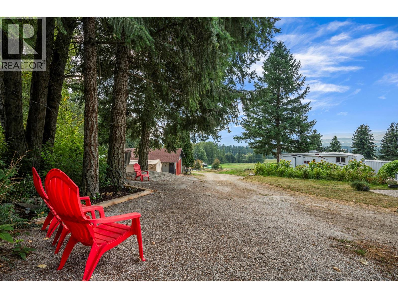  1274 Mountain View Road, Spallumcheen