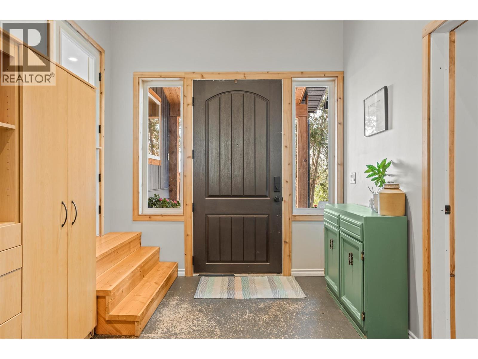  1274 Mountain View Road, Spallumcheen