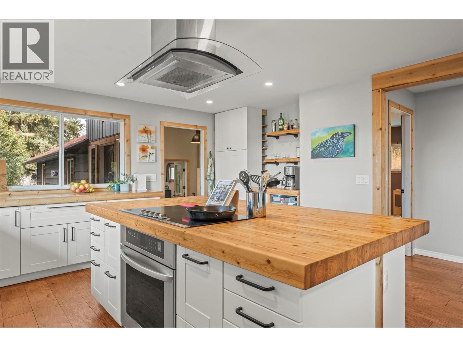  1274 Mountain View Road, Spallumcheen