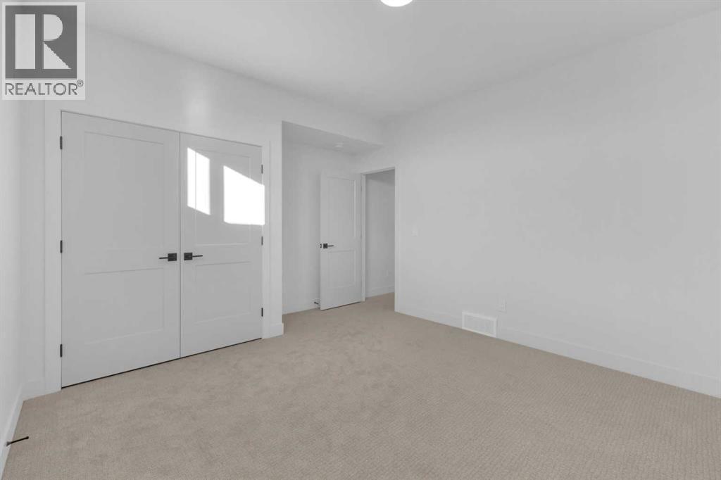 Single Family House Bungalow for Sale in  Everson Close Evergreen Red Deer 