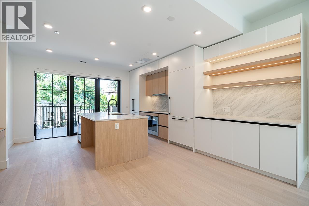 107 551 W 28TH AVENUE, Vancouver